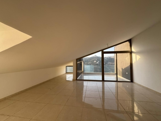 Spacious Duplex With Terrace For Sale in Qortada — 6