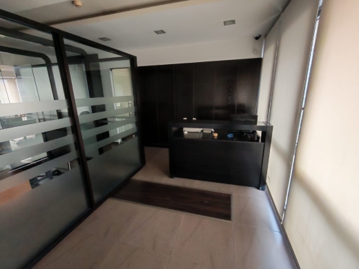 Spacious Office For Sale In Prime Location in Achrafieh, Sassine