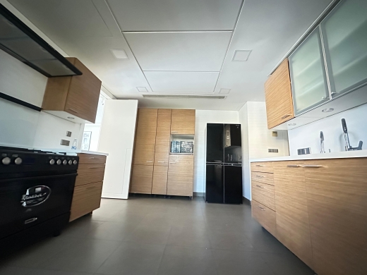 Elegant & Modern Apartment For Sale in Saifi Village — 5