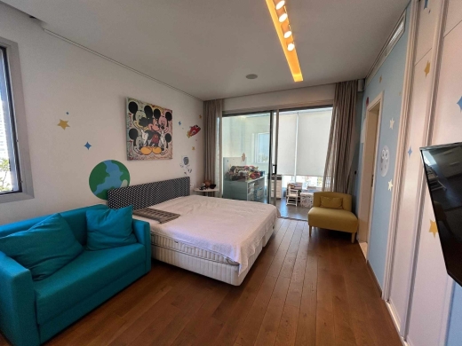 Penthouse with Terraces and Mountain City View For Sale in Achrafieh, Rizk — 11