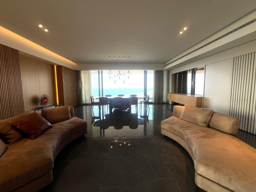Luxurious Living! High-End Apartment with Sea & City View For Sale in Gemmayzeh — 7