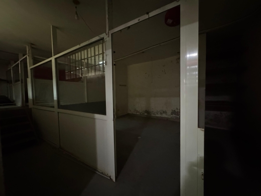 210 SQM Warehouse For Rent in Hazmieh — 4