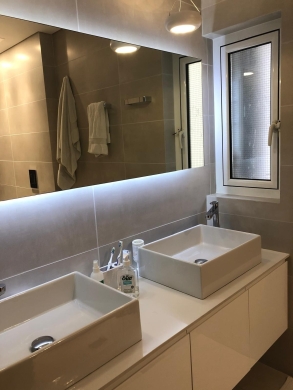 Spacious Luxurious Apartment For Sale In Hamra, Ras Beirut — 16