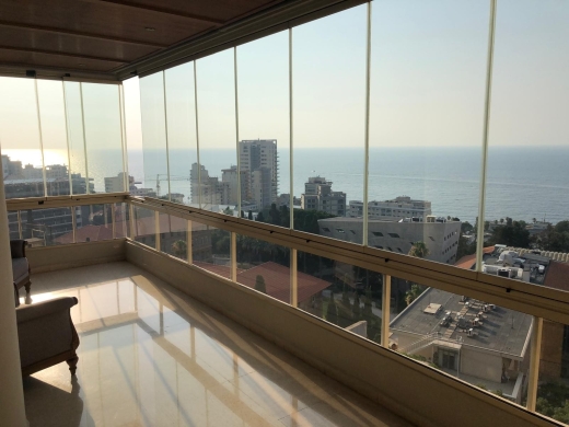 Spacious Luxurious Apartment For Sale In Hamra, Ras Beirut — 4