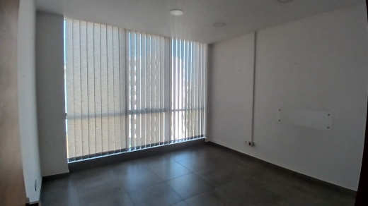 100 SQM Office For Rent In A Commercial Center In Jdeideh