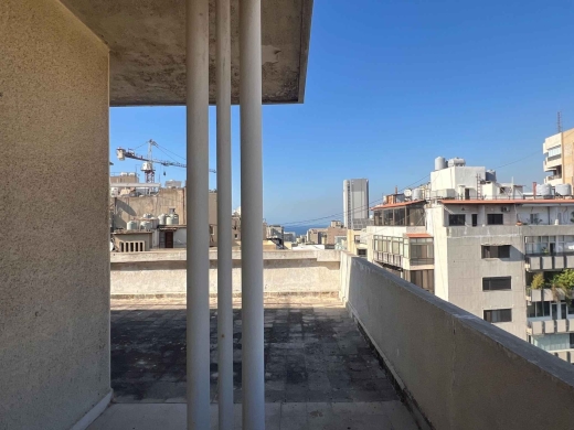 Bright & Spacious Apartment with Terrace For Sale in Achrafieh, Sassine — 3