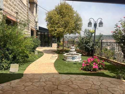 Beautiful Apartment With A Big Garden For Sale in Aley — 12