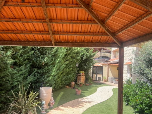 Beautiful Apartment With A Big Garden For Sale in Aley — 13