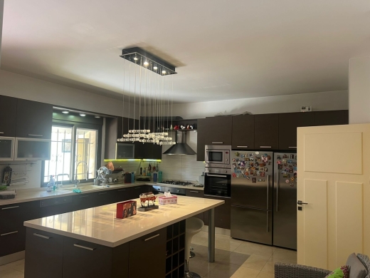 Beautiful Apartment With A Big Garden For Sale in Aley — 9