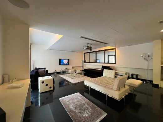 Luxurious Duplex Apartment With Terrace For Sale in Saifi — 2