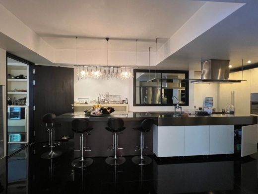 Luxurious Duplex Apartment With Terrace For Sale in Saifi — 5