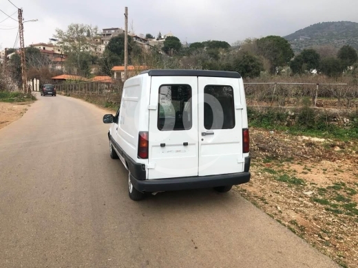 Renault Model 1996 — 4
