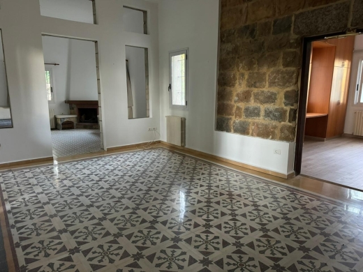 Individual House With Garden For Rent in Bolonia — 4