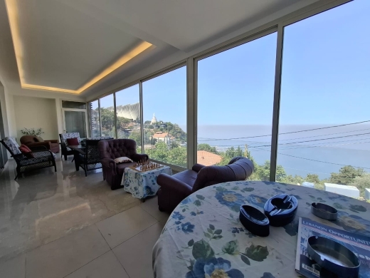Triplex Apartment with Panoramic Sea View For Rent in Harissa — 4