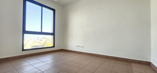 90 SQM Office For Rent in Hazmieh
