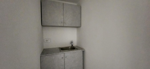 90 SQM Office For Rent in Hazmieh — 5