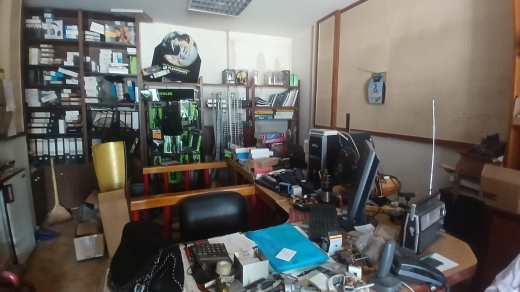 Shop With Storage For Sale in Sin El Fil