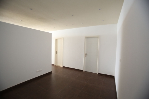 Spacious Office With Seaview For Rent in Haret Sakher — 8
