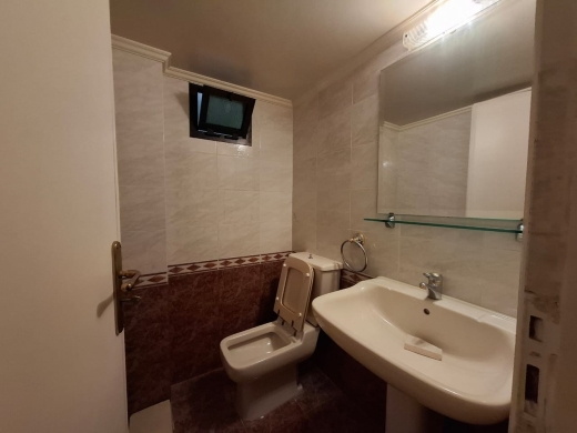 Spacious Apartment With Lovely Mountain View For Rent in Klayaat — 7