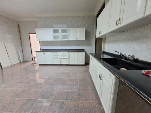 Spacious Apartment With Lovely Mountain View For Rent in Klayaat — 4