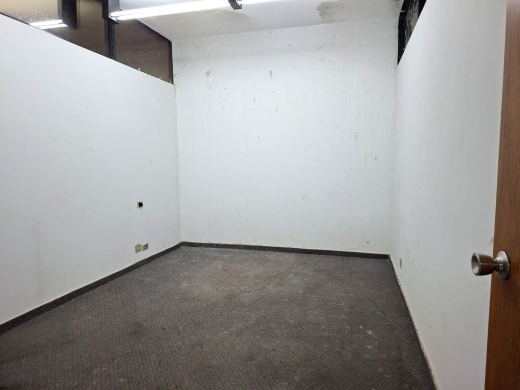 905 SQM Warehouse & Offices For Sale in Verdun, Ras Beirut — 5