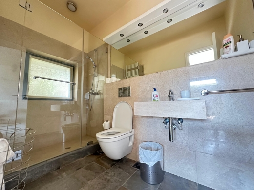 High-End Chalet with Terrace And Garden For Sale in Ouyoun El Siman, Mzar — 12
