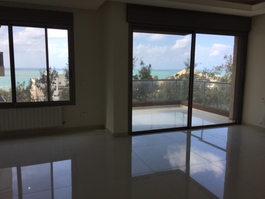 Apartment in Jbeil For Sale With Easy Access To The Beach