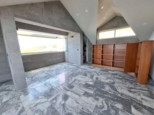 Exclusive! Beach Hotel For Sale in Halat — 10