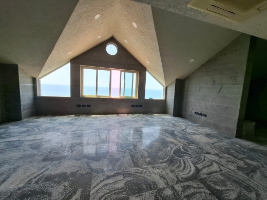 Exclusive! Beach Hotel For Sale in Halat — 3