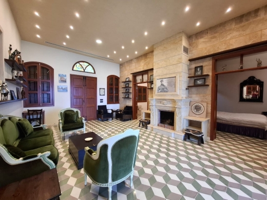 Exclusive! Fully-Furnished Beach House Pieds Dans l’eau For Sale in Halat, Jbeil — 27