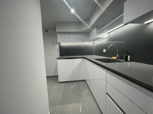 386 SQM 3-Level Shop For Sale in Achrafieh, Sodeco — 3