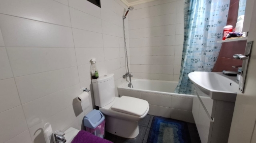 Apartment For Sale in Halat With Terrace And Seaview — 8