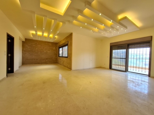 Spacious Apartment with Garden For Sale in Jeita — 3