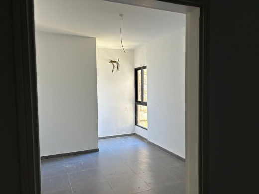 Exclusive! Brand New Apartment For Sale in Maaysra — 3