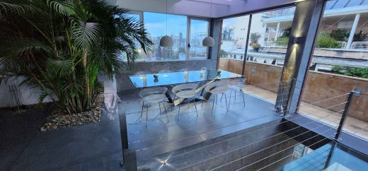 Exclusive! Luxurious Penthouse with Patio For Sale In Achrafieh, Carré D'or — 27