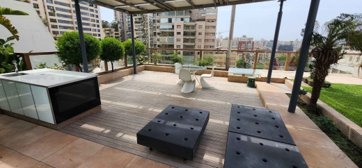 Exclusive! Luxurious Penthouse with Patio For Sale In Achrafieh, Carré D'or — 31