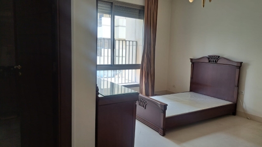 Spacious & Beautifully Designed Apartment For Sale in Tallet Al Khayat — 7