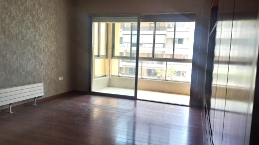 Spacious & Beautifully Designed Apartment For Sale in Tallet Al Khayat — 4