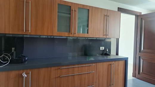 Spacious & Beautifully Designed Apartment For Sale in Tallet Al Khayat — 5