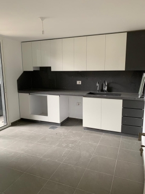 3-Bedroom Apartment For Sale in Edde In A Calm Area — 4