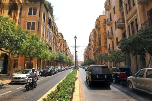 High-End Apartment For Sale in Prestigious Building in Down Town