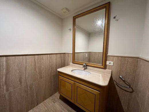 Semi-Furnished Amazing Villa With Pool For Rent in Fatqa — 12