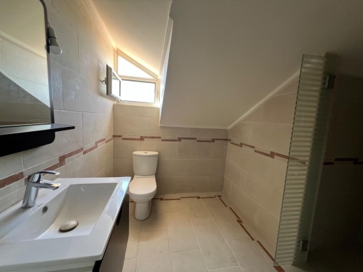 Semi-Furnished Amazing Villa With Pool For Rent in Fatqa — 26