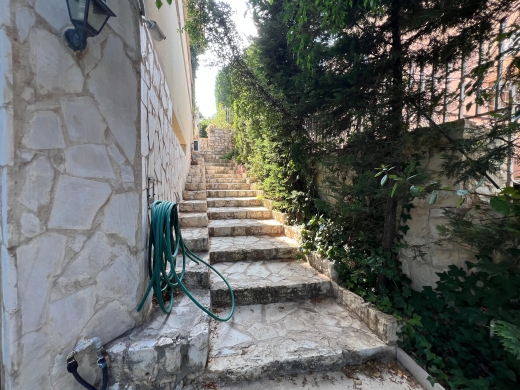 Charming Villa For Sale In The Heart Of Aamchit — 20