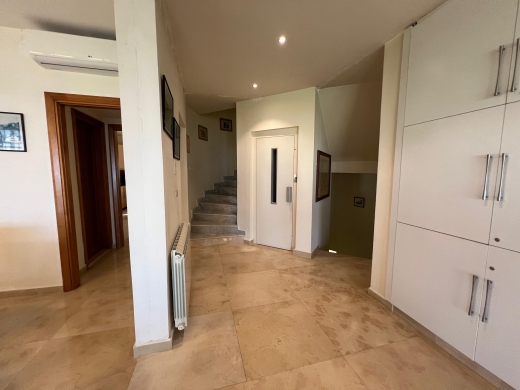 Charming Villa For Sale In The Heart Of Aamchit — 24