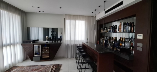 Fully Furnished Decorated High-End Apartment For Sale in Bsalim
