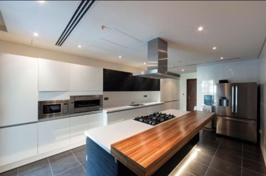 Luxurious & High-End Apartment with Sea view For Sale in Rawche, Ras Beirut — 5