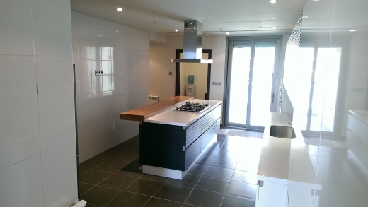 Luxurious & High-End Apartment with Sea view For Sale in Rawche, Ras Beirut — 6