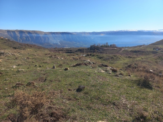 3,005 SQM Land For Sale in Laqlouq