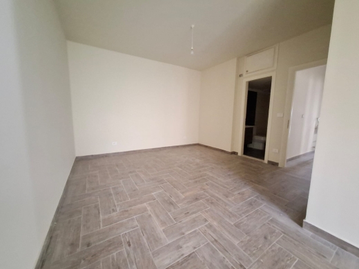 Spacious 3-Bedroom Apartment With Garden For Sale in Shayle — 11